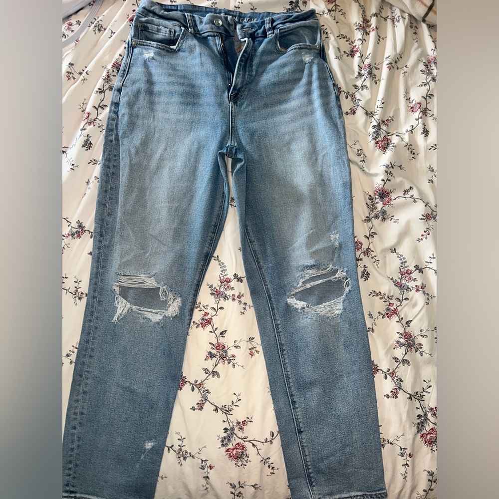 American Eagle High Rise Jeans